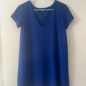 Lulu’s blue t-shirt dress